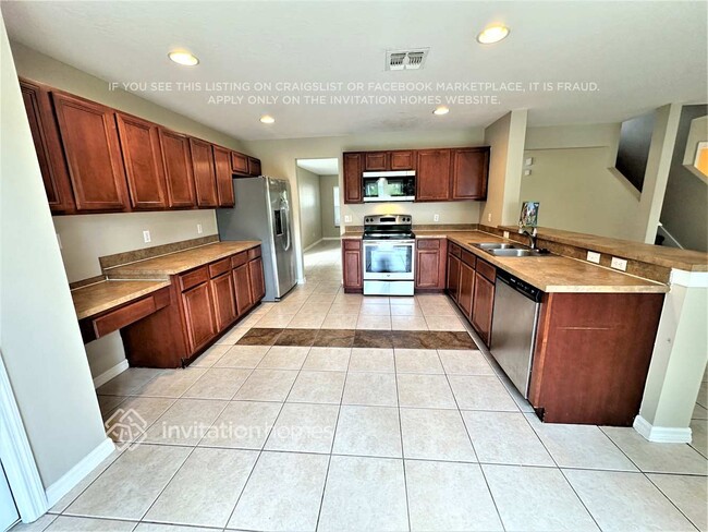 Building Photo - 15696 Galbi Dr
