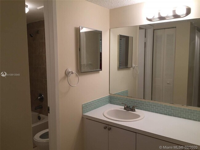 Building Photo - 8006 SW 149th Ave