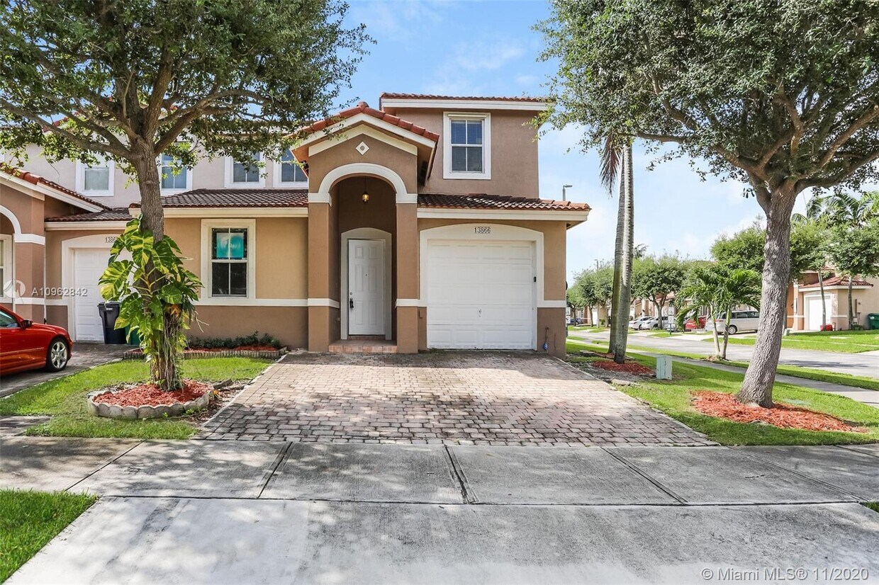 Primary Photo - 13866 SW 274th Terrace