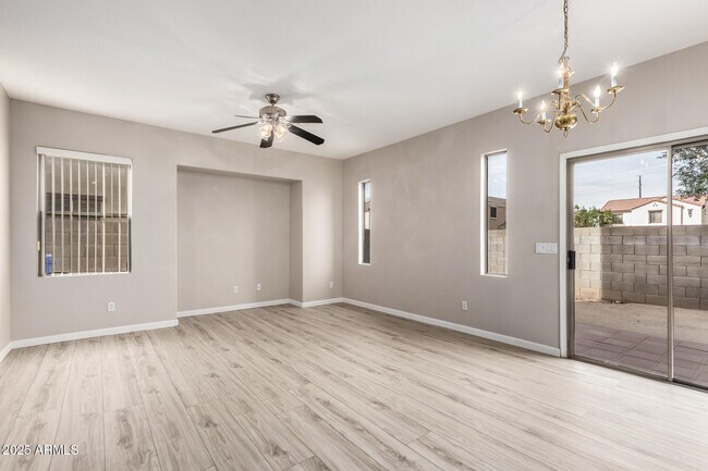 Foto del edificio - 7503 S 14th St