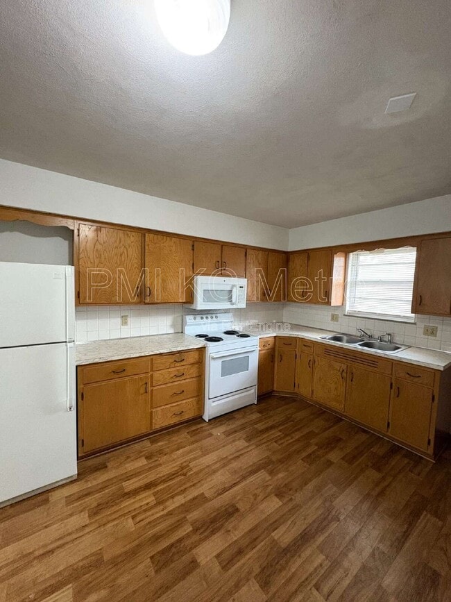 Building Photo - 11709 E Winner Rd