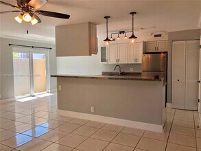 Building Photo - 15820 SW 90th Ct