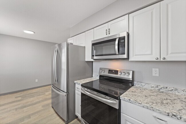 Foto del edificio - 4 Bedroom, 1.75 Bathroom - Freshly Updated! Available Now!