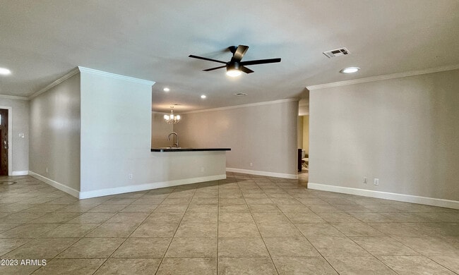 Foto del edificio - 5337 E Thunderbird Rd