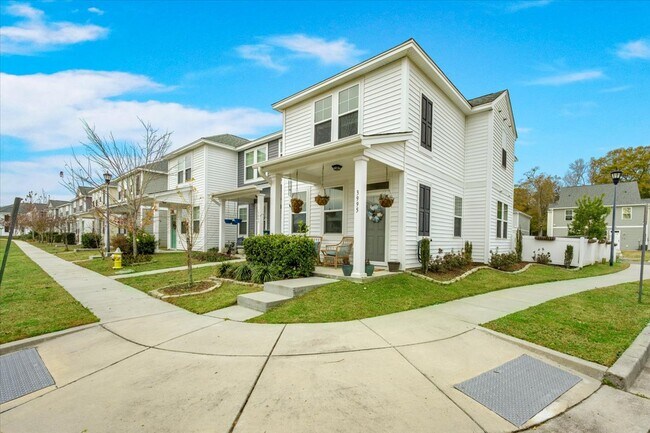 Building Photo - 3995 Four Poles Park Dr