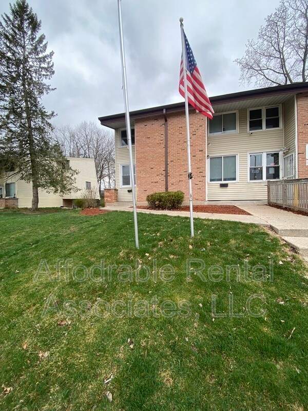 Foto del edificio - 8951 N 95th St