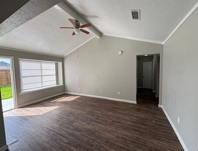 Foto del edificio - 5442 Castlecreek Ln