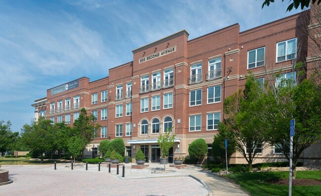 Building Photo - Charles River Landing
