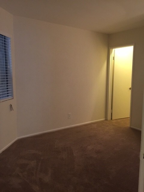 Building Photo - 1110 Ohio Ave