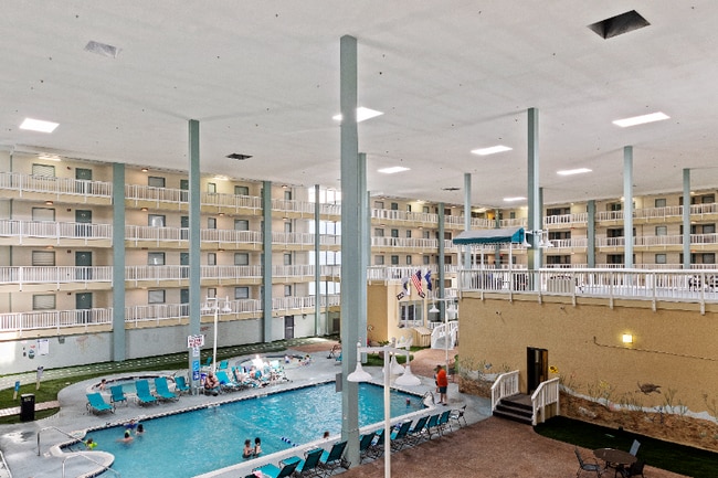 Building Photo - 663 William Hilton Pkwy