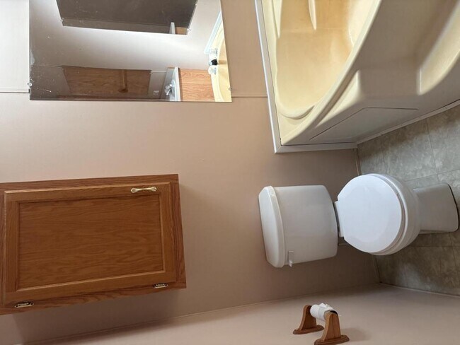 Foto del edificio - 3122 Peartree Ln