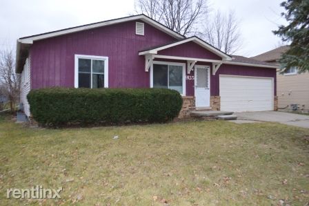Primary Photo - 9125 Arlington Dr
