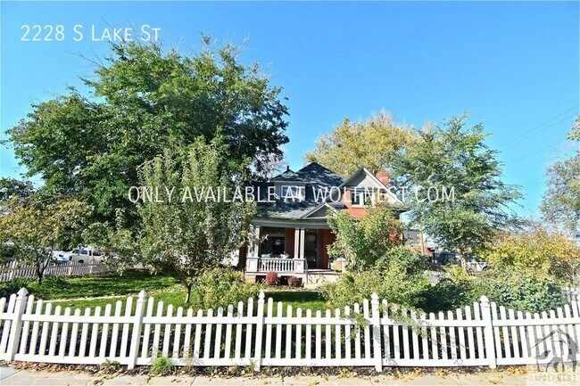 Building Photo - Fully Renovated 4 Bedroom Sugarhouse Home!...