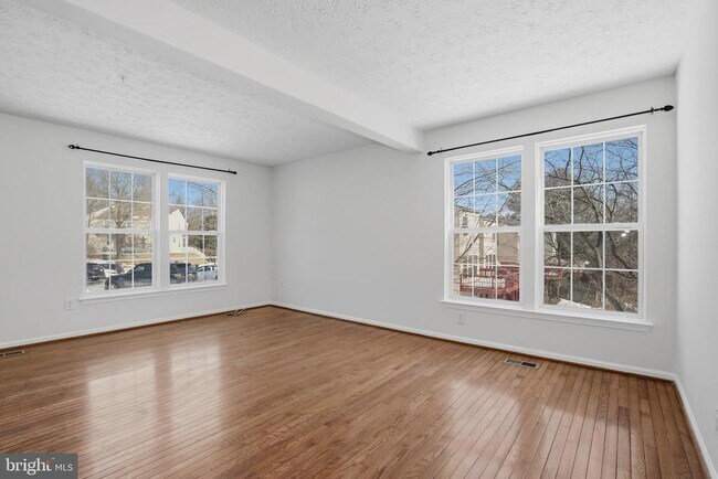 Foto del edificio - 5119 Spring Willow Ct