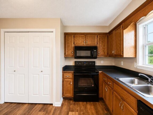Foto del edificio - $1250 - 3 Bedroom 1.5 Bath Ranch Home