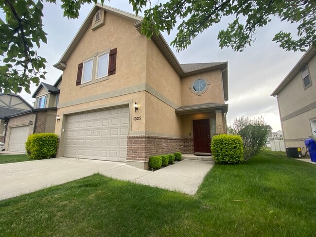 Building Photo - 1025 N 670 W