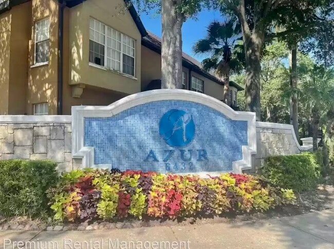 Entry to community - 6420 Raleigh St