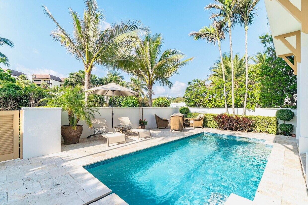 Foto principal - 1127 Miramar Dr