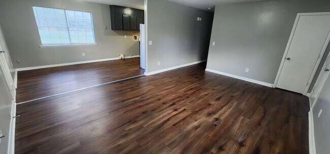 Foto del edificio - Single Family Home 3BR / 1BA