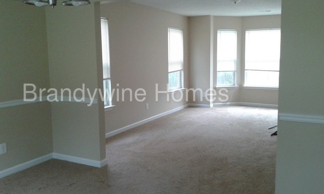 Building Photo - 616 Pipkin Dr