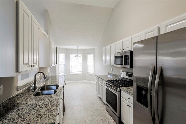 Foto del edificio - 2323 Heatherton Cir
