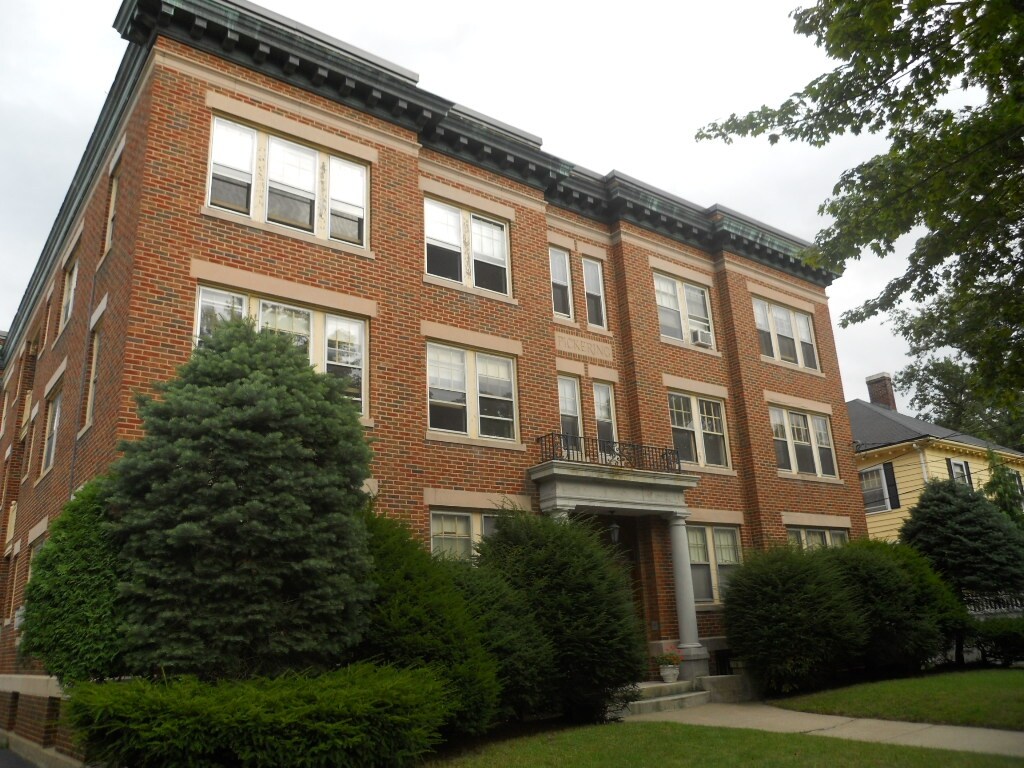 Primary Photo - 303 Lafayette St