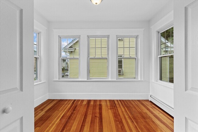 Building Photo - 16 Campo Seco St