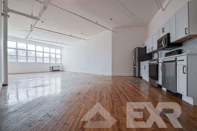 Building Photo - 1087 Flushing Ave