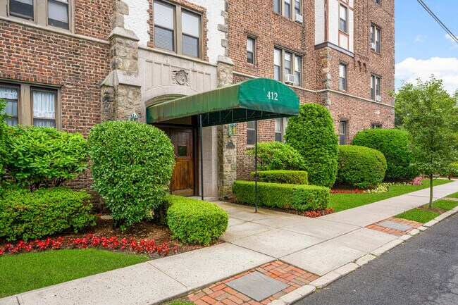Foto del edificio - 412 Munro Ave