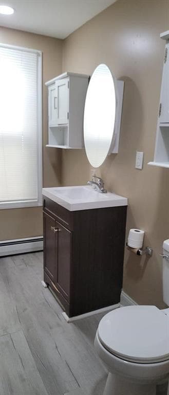 Building Photo - 38 Glenham St