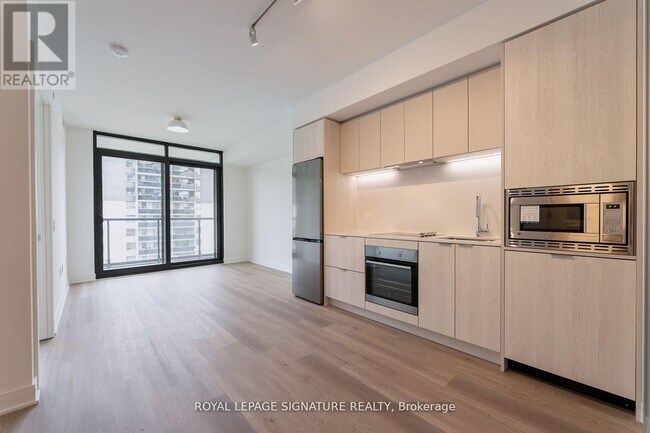 Photo du bâtiment - 86 Dundas St W