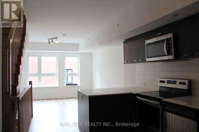 Building Photo - 2100 Bridletowne Cir