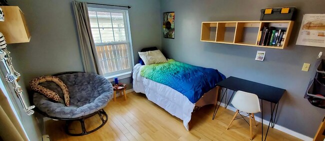 Foto del edificio - 421 N Hunters Way