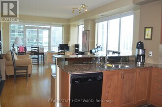 Building Photo - 2121 Lake Shore Blvd W