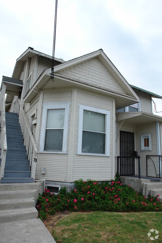 Building Photo - 73 West St