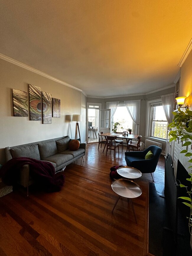 Foto del edificio - Spacious Back Bay 1 Bed w/ Common Outdoor ...