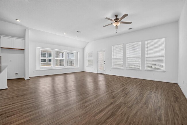 Building Photo - 516 Panzano Dr