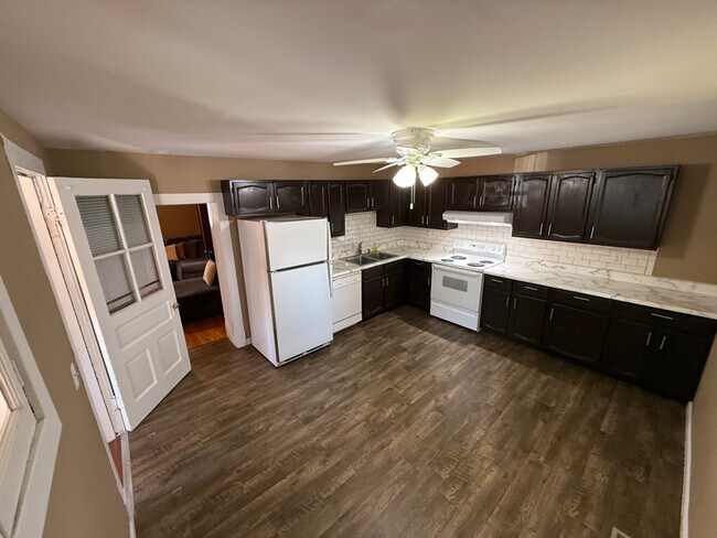 Foto del edificio - 3238 Mt Pleasant St