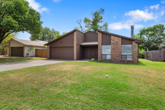 Foto del edificio - 4136 Willow Oak St