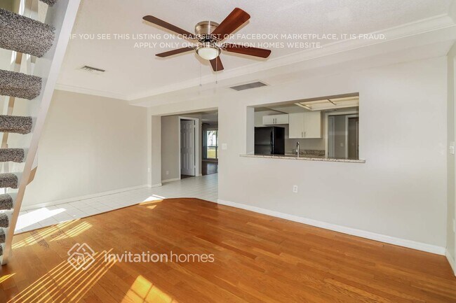 Building Photo - 1728 Catherine Dr