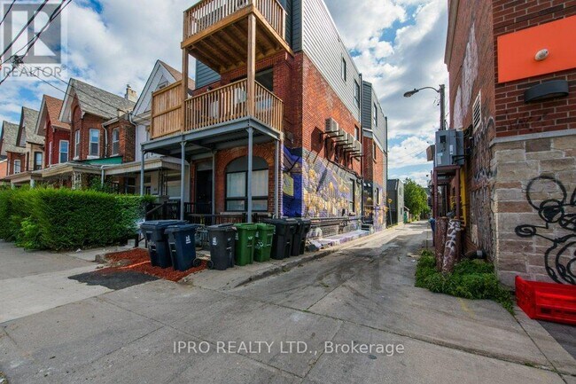 Photo du bâtiment - 455 Ossington Ave
