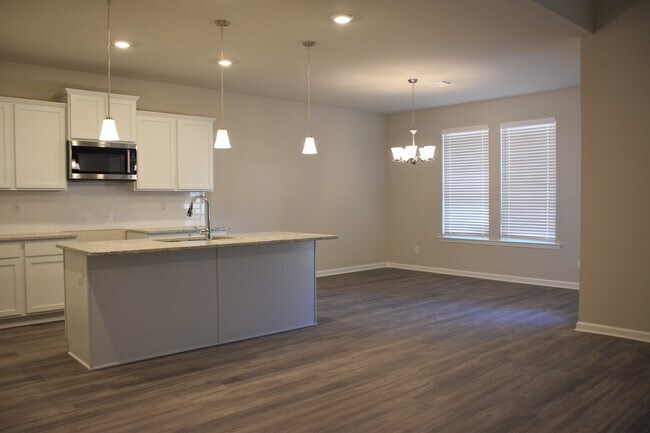 Dining area - 67528 Emerald Dove Dr