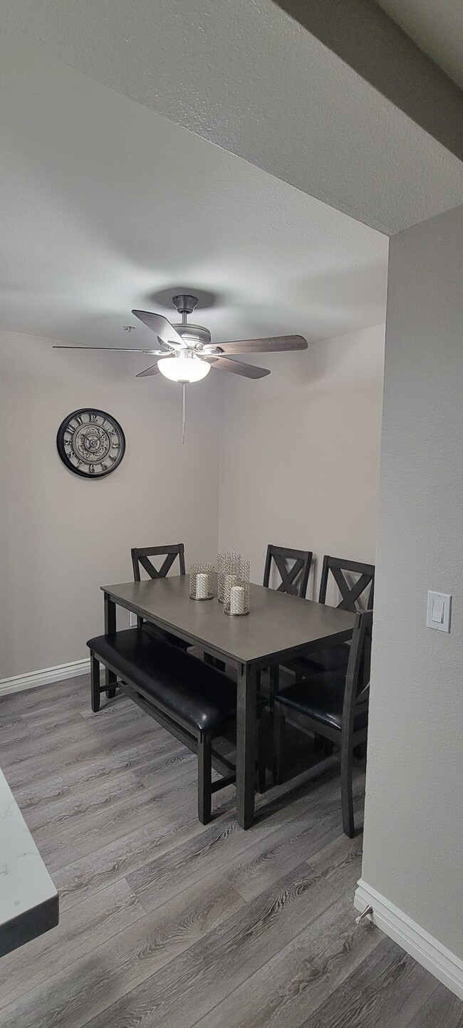 Dining room - Maple Hill