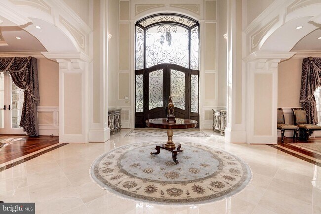 Foto del edificio - 904 Chinquapin Rd