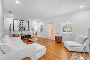 Building Photo - 1100 El Rado St