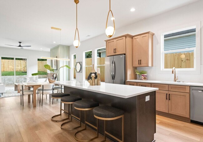 Foto del edificio - 2415 Pruitt St