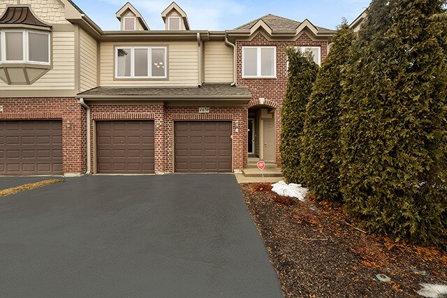 Primary Photo - 1470 Pauline Cir