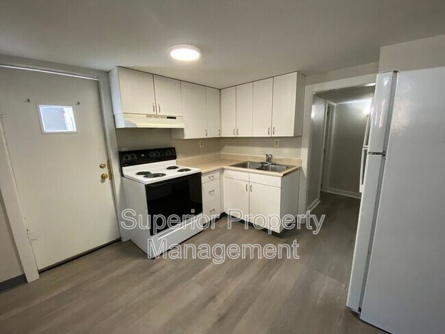 Foto del edificio - 1011 W 29th St