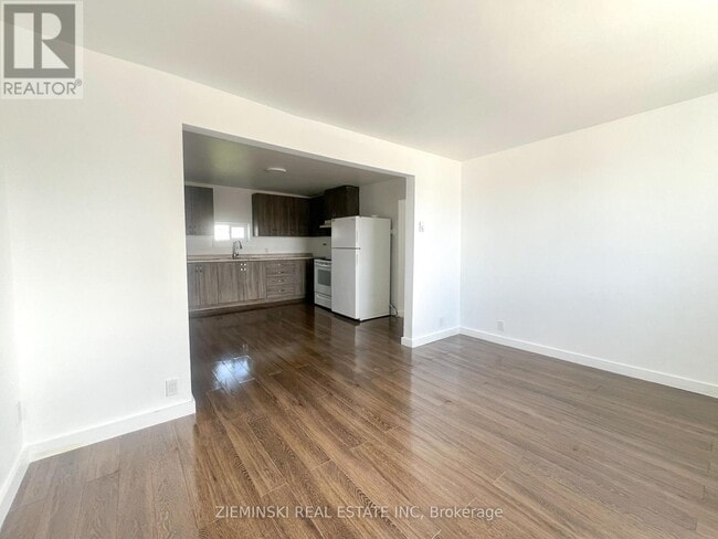Photo du bâtiment - B - 310 NINTH AVENUE