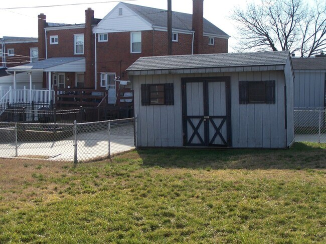 Foto del edificio - Remodeled  Three Bedroom Home w/ Finished Basement